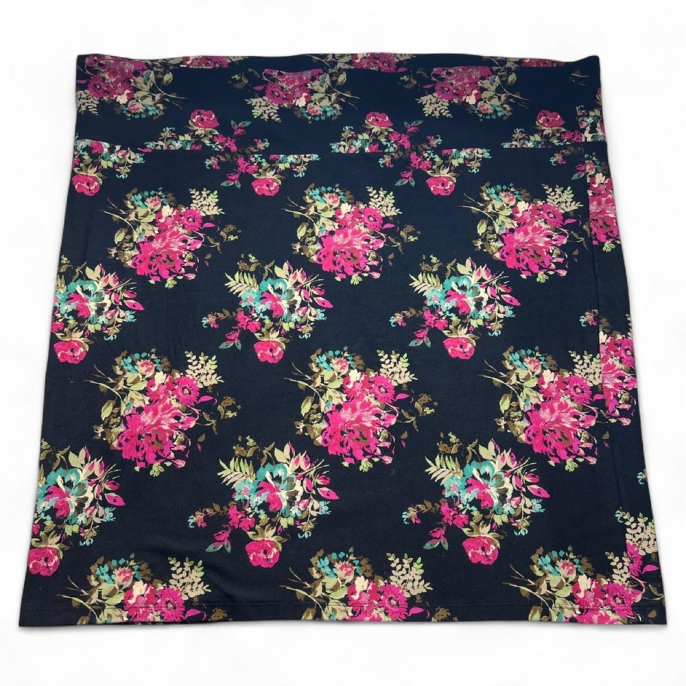Torrid Womens Plus Size 5 Floral Mini Skirt Black Pink Jersey Knit Stretch Skirt